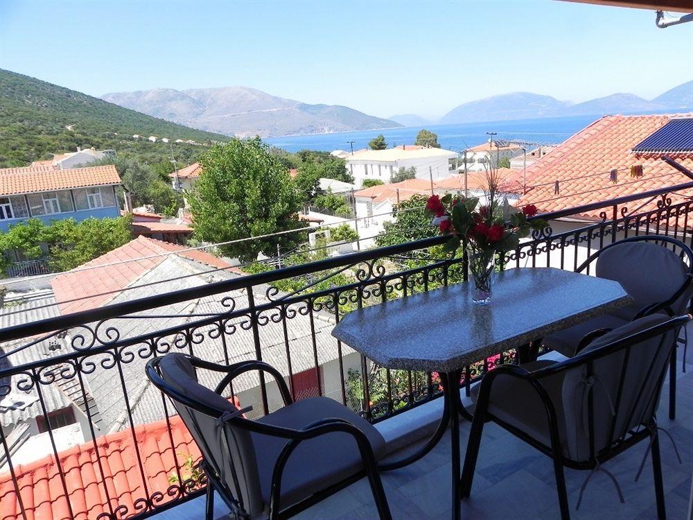 Diamanto Complex Aparthotel Karavomylos Exteriör bild