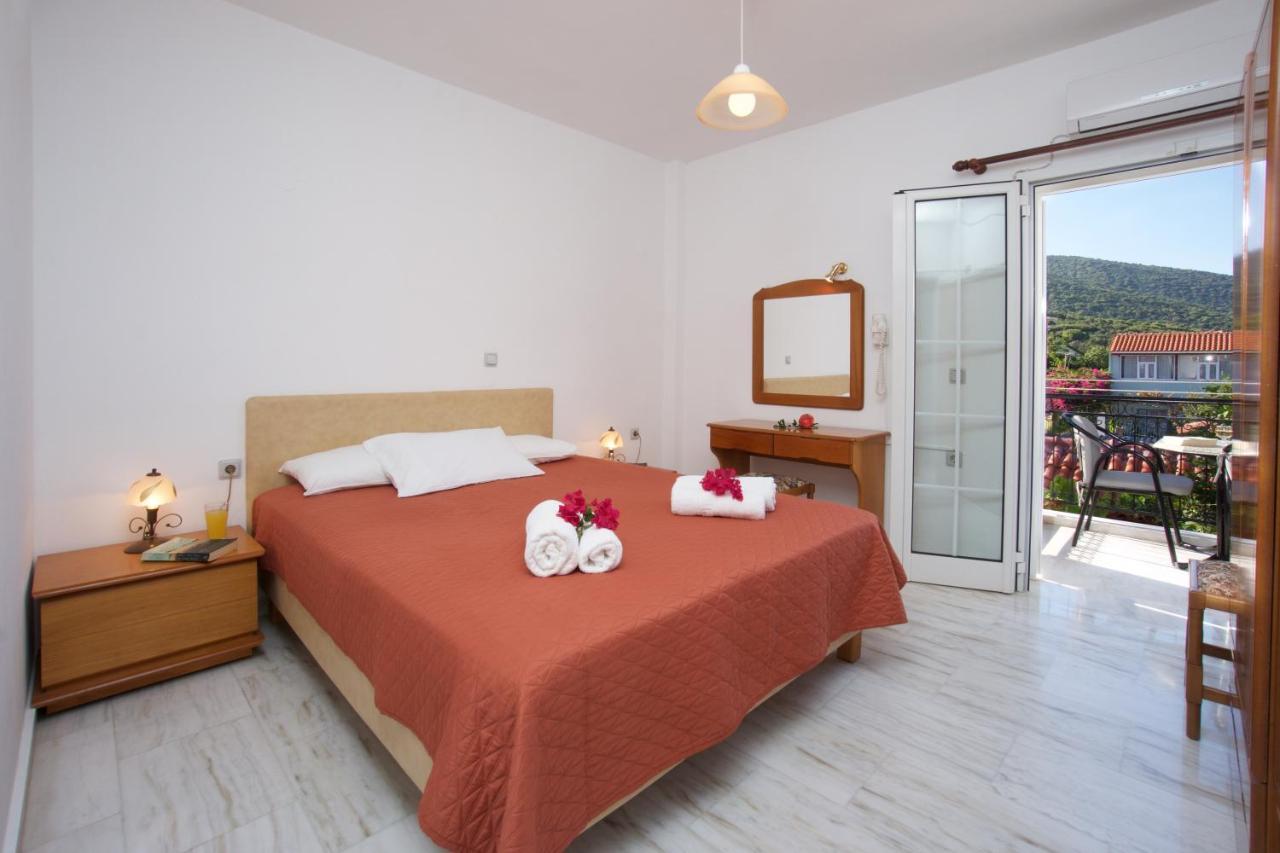 Diamanto Complex Aparthotel Karavomylos Exteriör bild