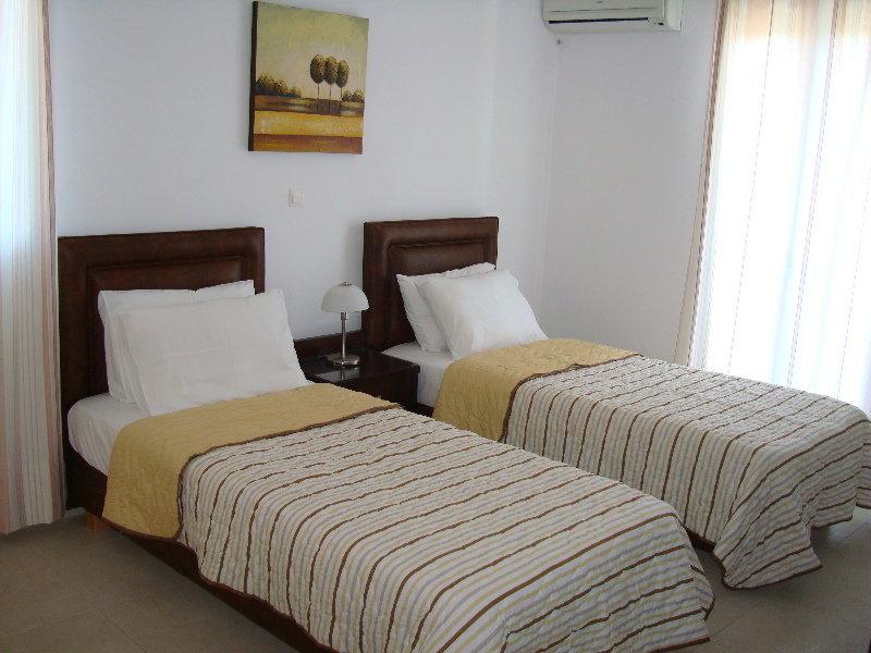 Diamanto Complex Aparthotel Karavomylos Exteriör bild