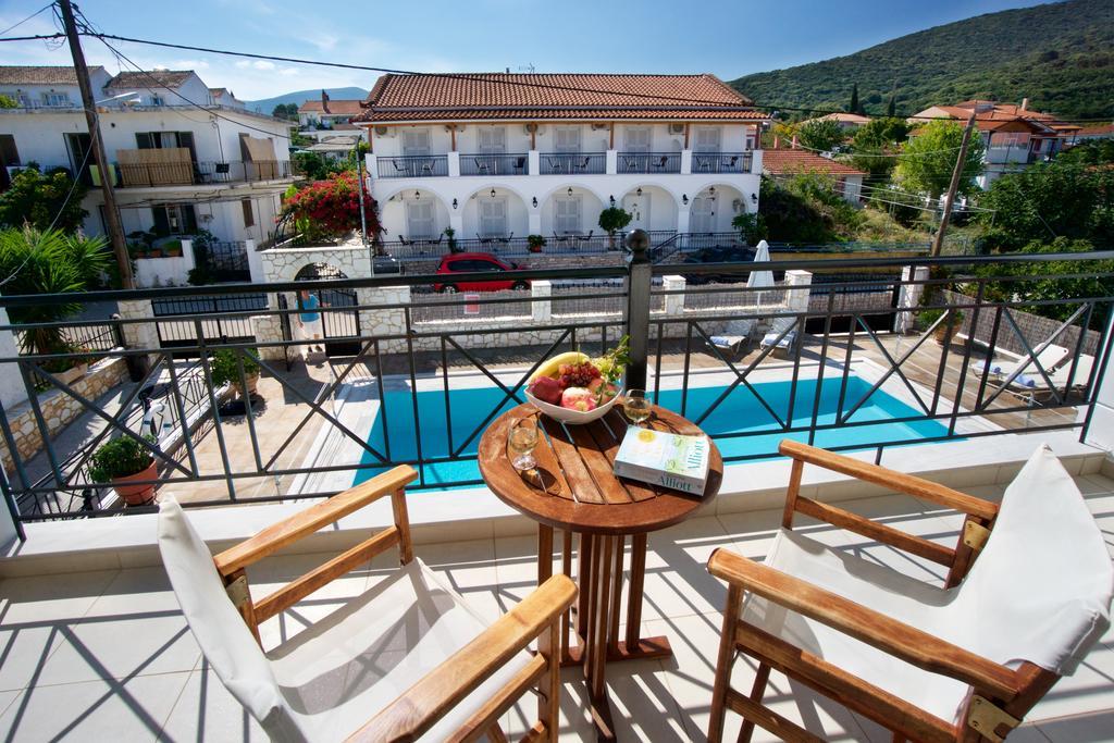 Diamanto Complex Aparthotel Karavomylos Exteriör bild