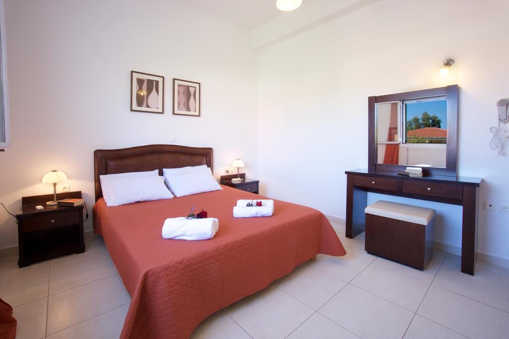 Diamanto Complex Aparthotel Karavomylos Exteriör bild