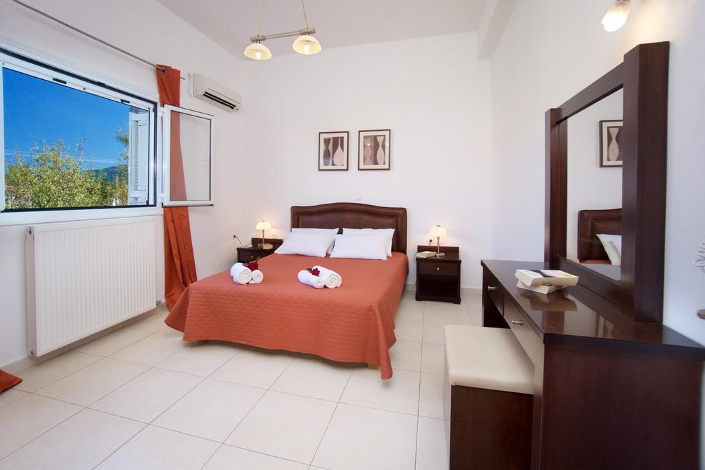 Diamanto Complex Aparthotel Karavomylos Exteriör bild