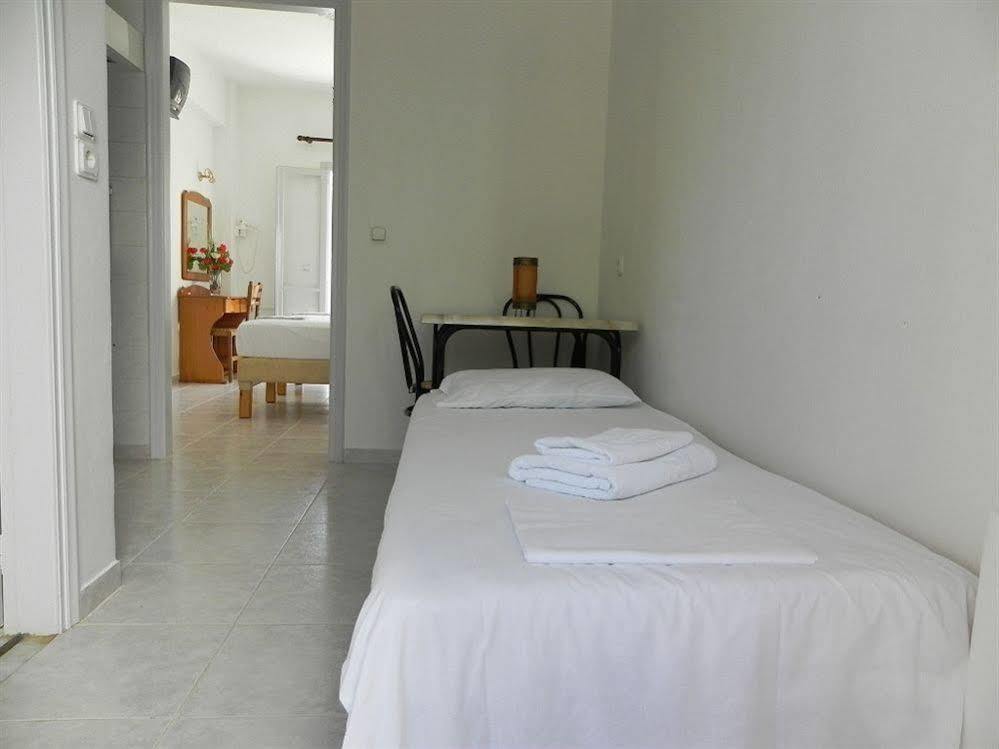 Diamanto Complex Aparthotel Karavomylos Exteriör bild