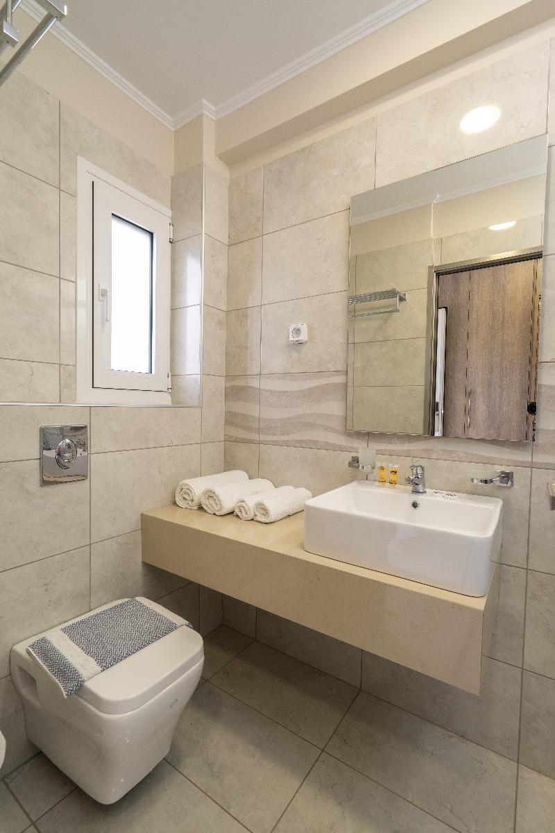 Diamanto Complex Aparthotel Karavomylos Exteriör bild